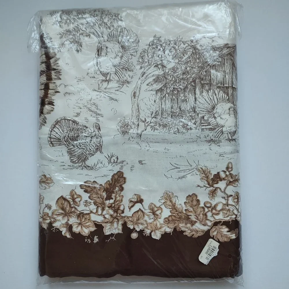 Williams Sonoma Plymouth Turkey Tablecloth White Brown Beige Fall 70 x 108